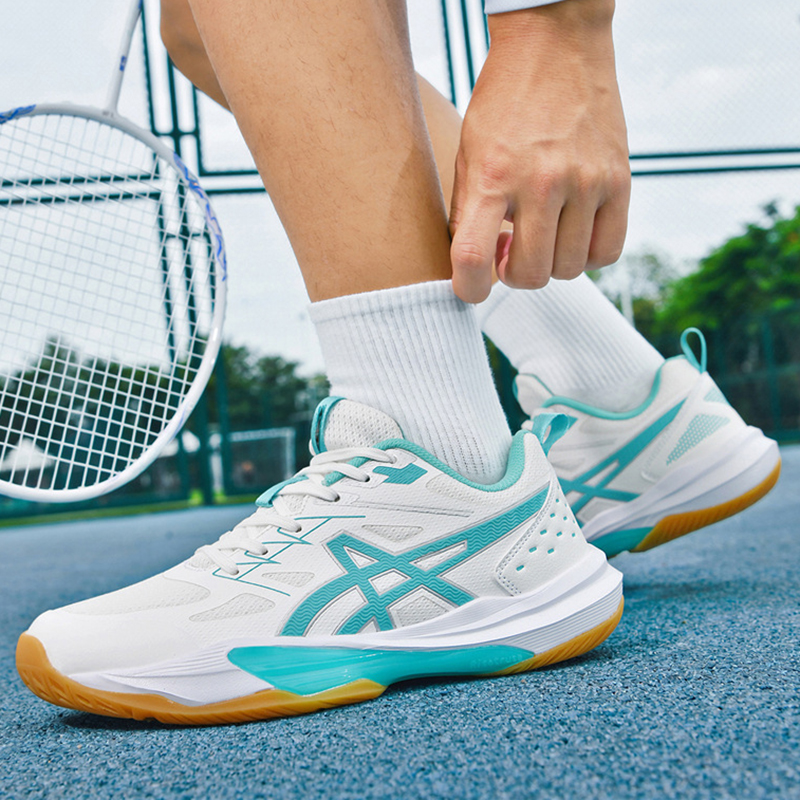 Męskie buty tenisowe z oddycha – Badminton Court recenzja i cena